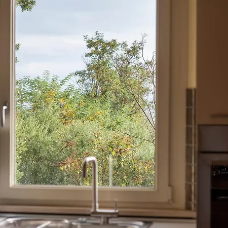 Assisirelax Vista Mozzafiato E Comfort, Prenota Ora! אסיסי