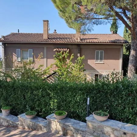 Assisirelax Vista Mozzafiato E Comfort, Prenota Ora! אסיסי